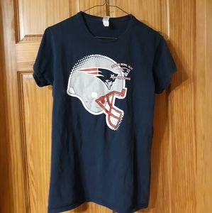 Junior's Patriots shirt